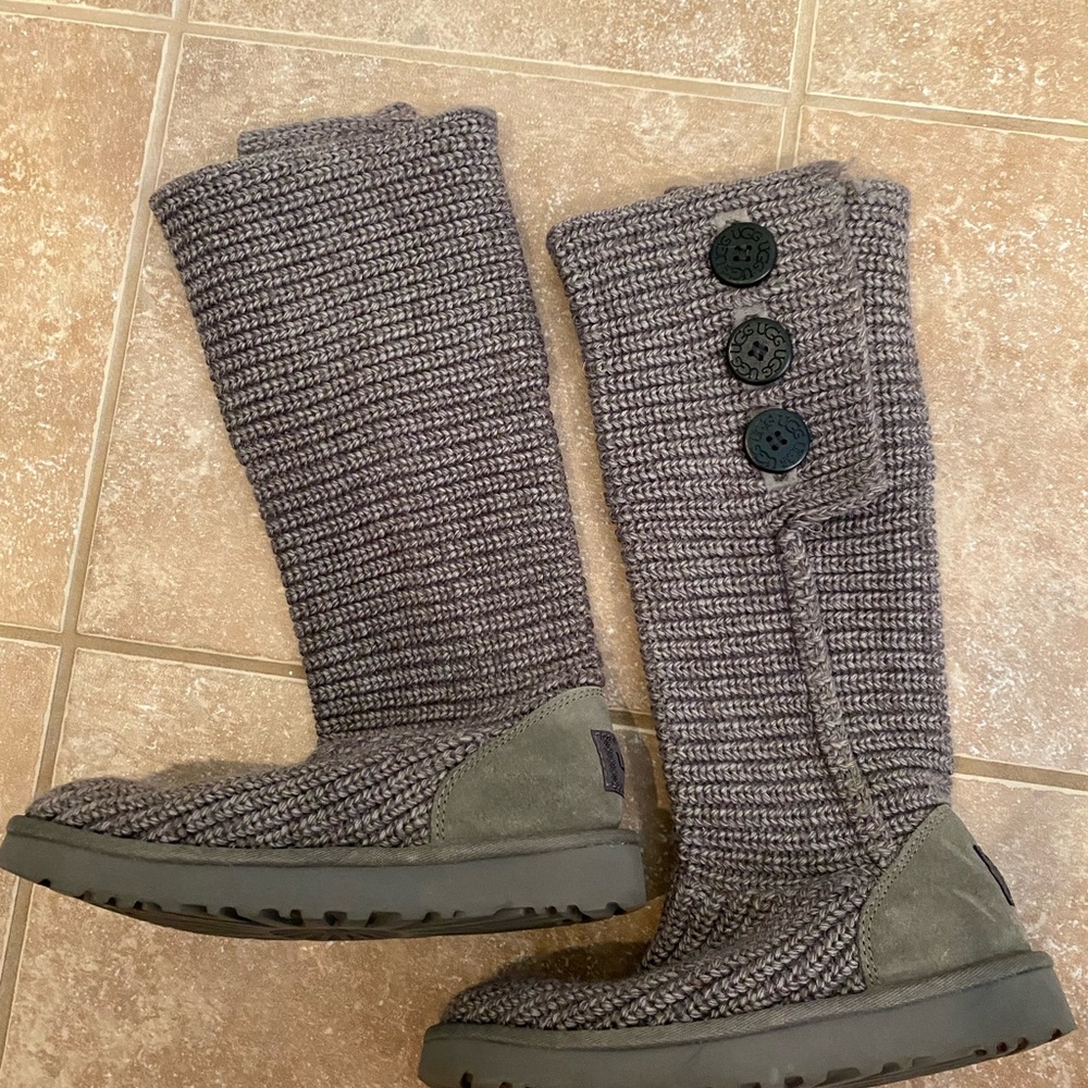 Ugg grey cardy boot 6